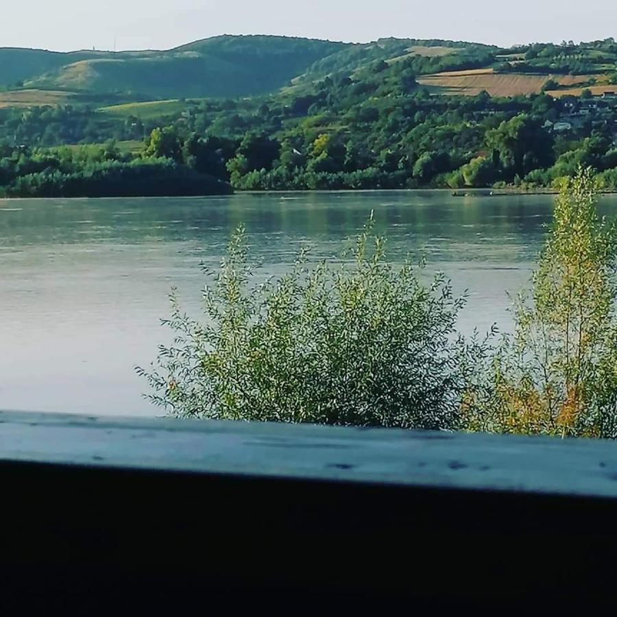 Captain'S House By The Danube River Cerevic Экстерьер фото