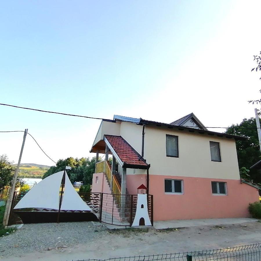 Captain'S House By The Danube River Cerevic Экстерьер фото