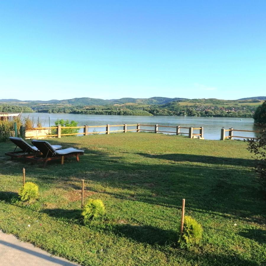 Captain'S House By The Danube River Cerevic Экстерьер фото